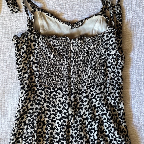 LuLu’s B&W Floral Mini Dress - tie straps - ruffle hem - Size XS - Picture 8 of 10